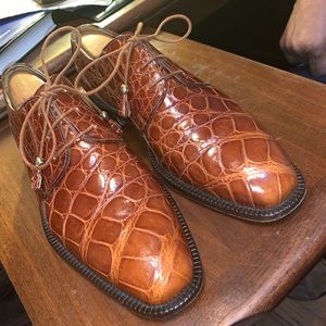 Traversi alligators cognac shoes *MINT CONDITION